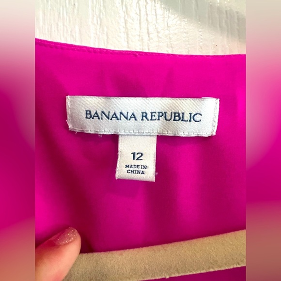 Banana Republic Flutter‑Sleeve Dress 12 | Elastic Waist | Flattering Fit & Flow - Picture 7 of 7